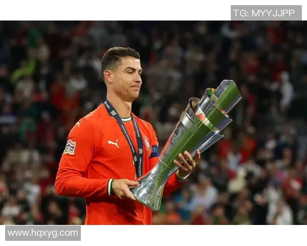 我心目中最具魅力的足球明星设计与风格解析